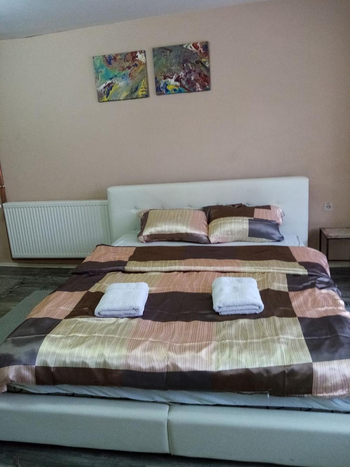 סובוטיקה Mega Apartment מראה חיצוני תמונה