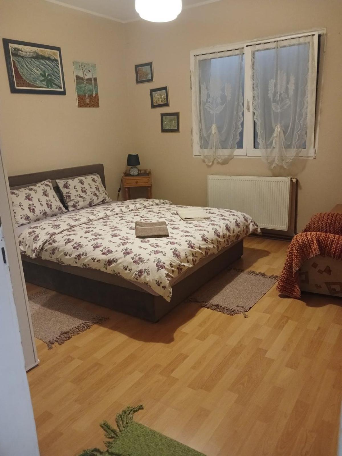 סובוטיקה Mega Apartment מראה חיצוני תמונה